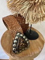 Carregar imagem no visualizador da galeria, Cinto em pele entrançada LIARA
