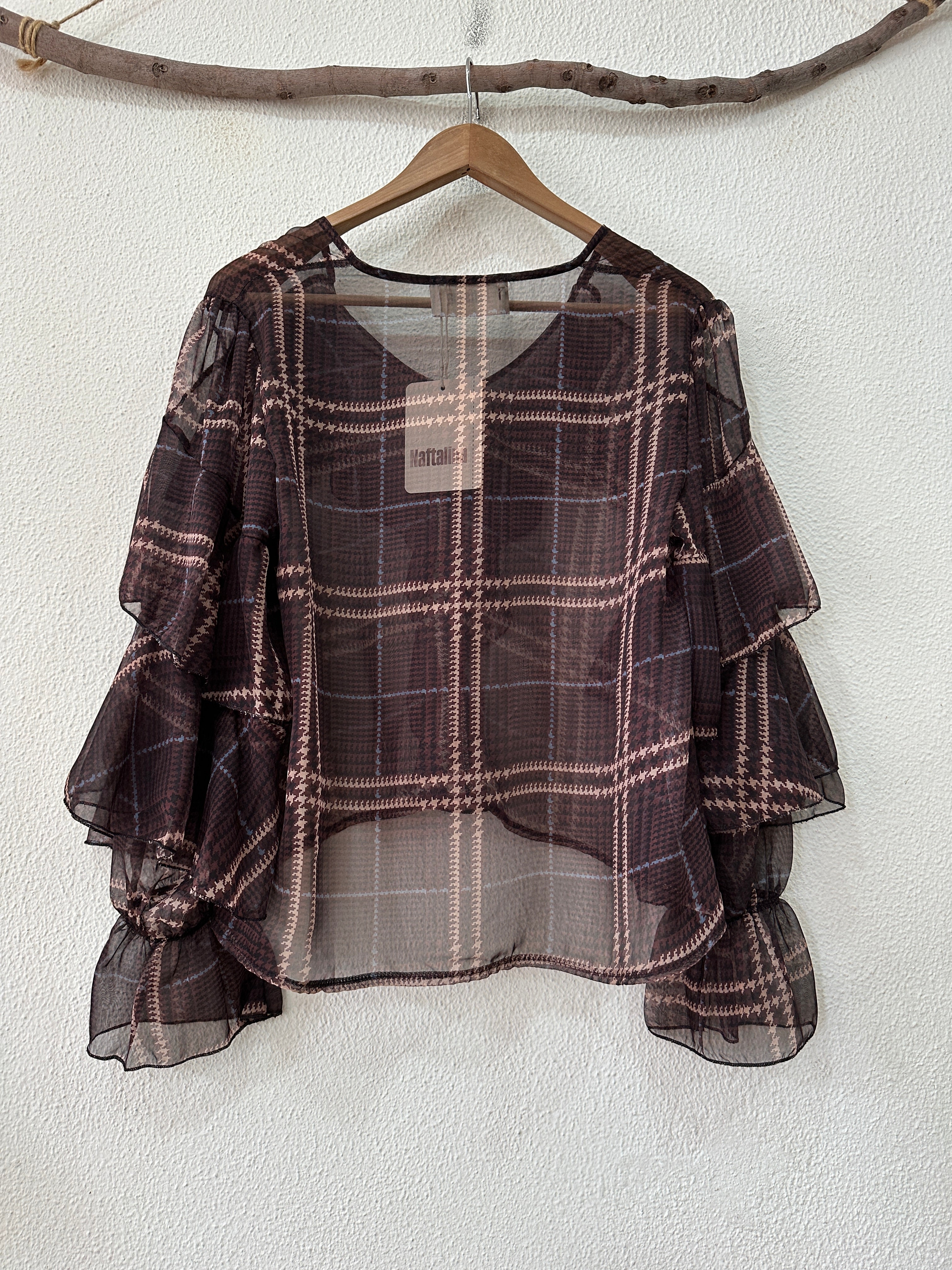 Blusa em chiffon c/folhos FLAY