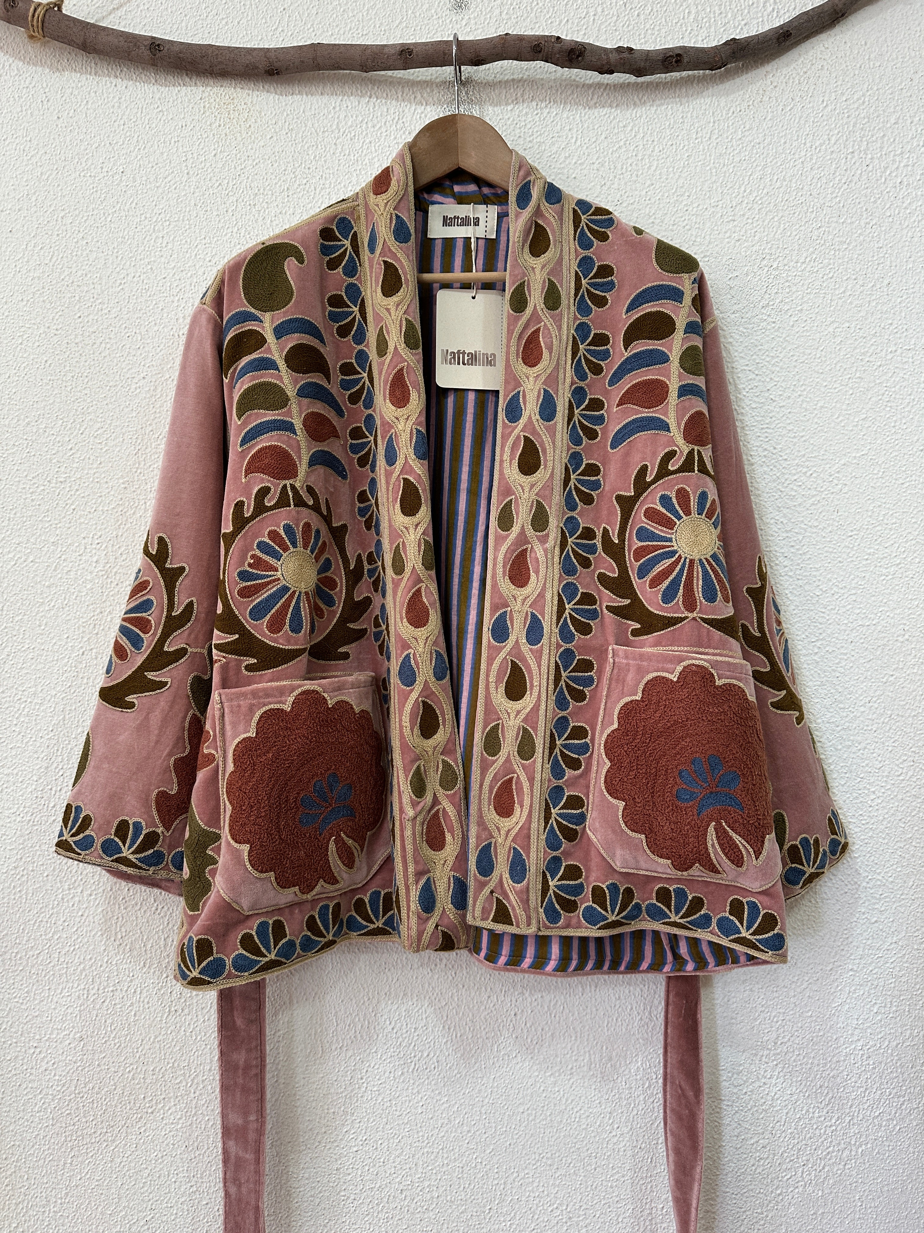 Kimono em veludo bordado RAHDA