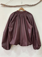 Load image in the gallery viewer,Bomber oversize em ecopele VINO
