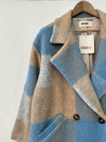 Load image in the gallery viewer,Sobretudo em fazenda forrado LIVERPOOL
