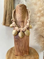 Load image in the gallery viewer,Colar em ecopele GUIANA
