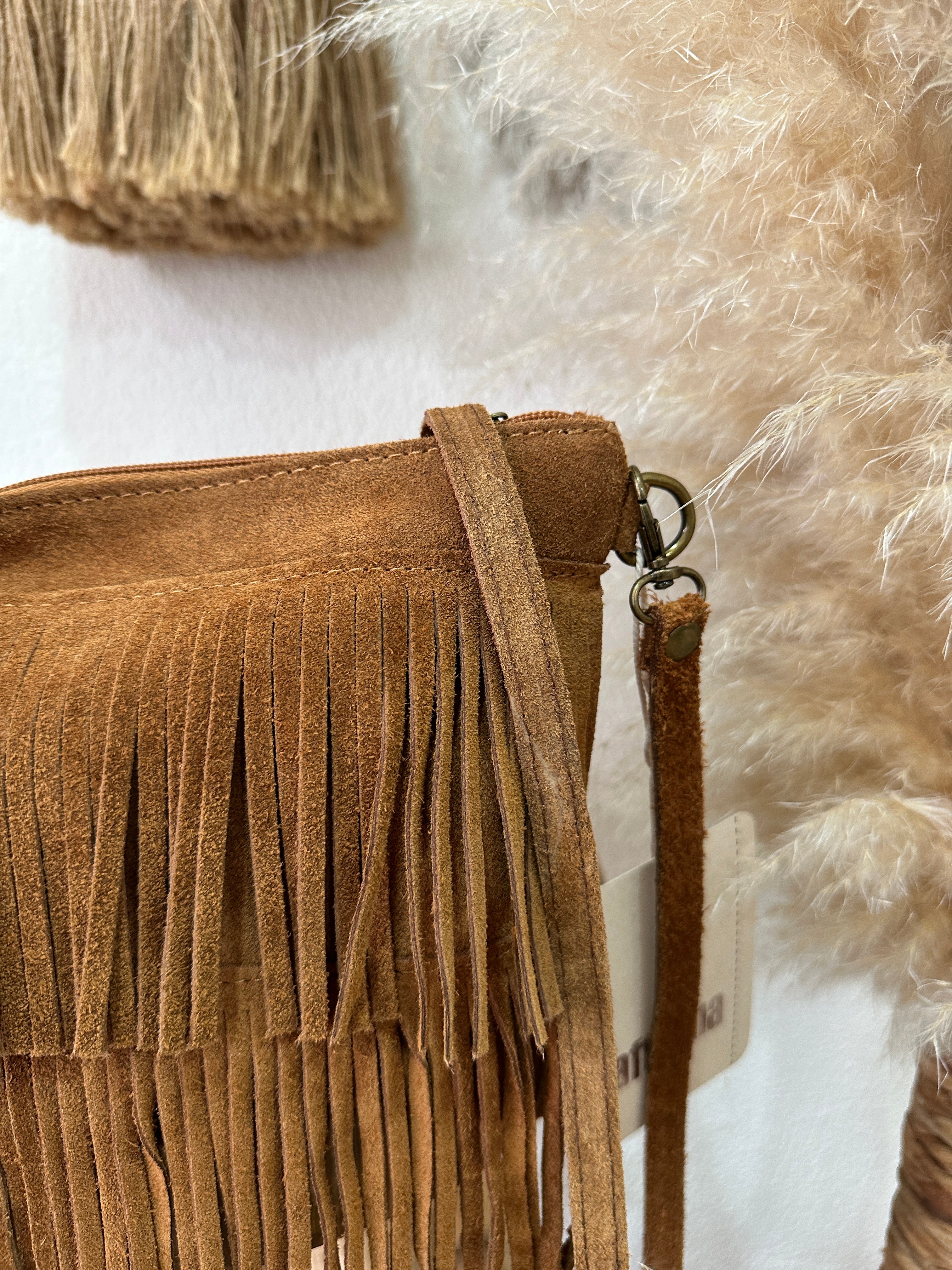 Mala em camurça com franjas RAVENA