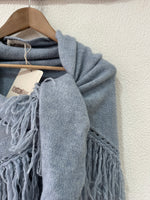 Carregar imagem no visualizador da galeria, Xaile c/franjas CIEL
