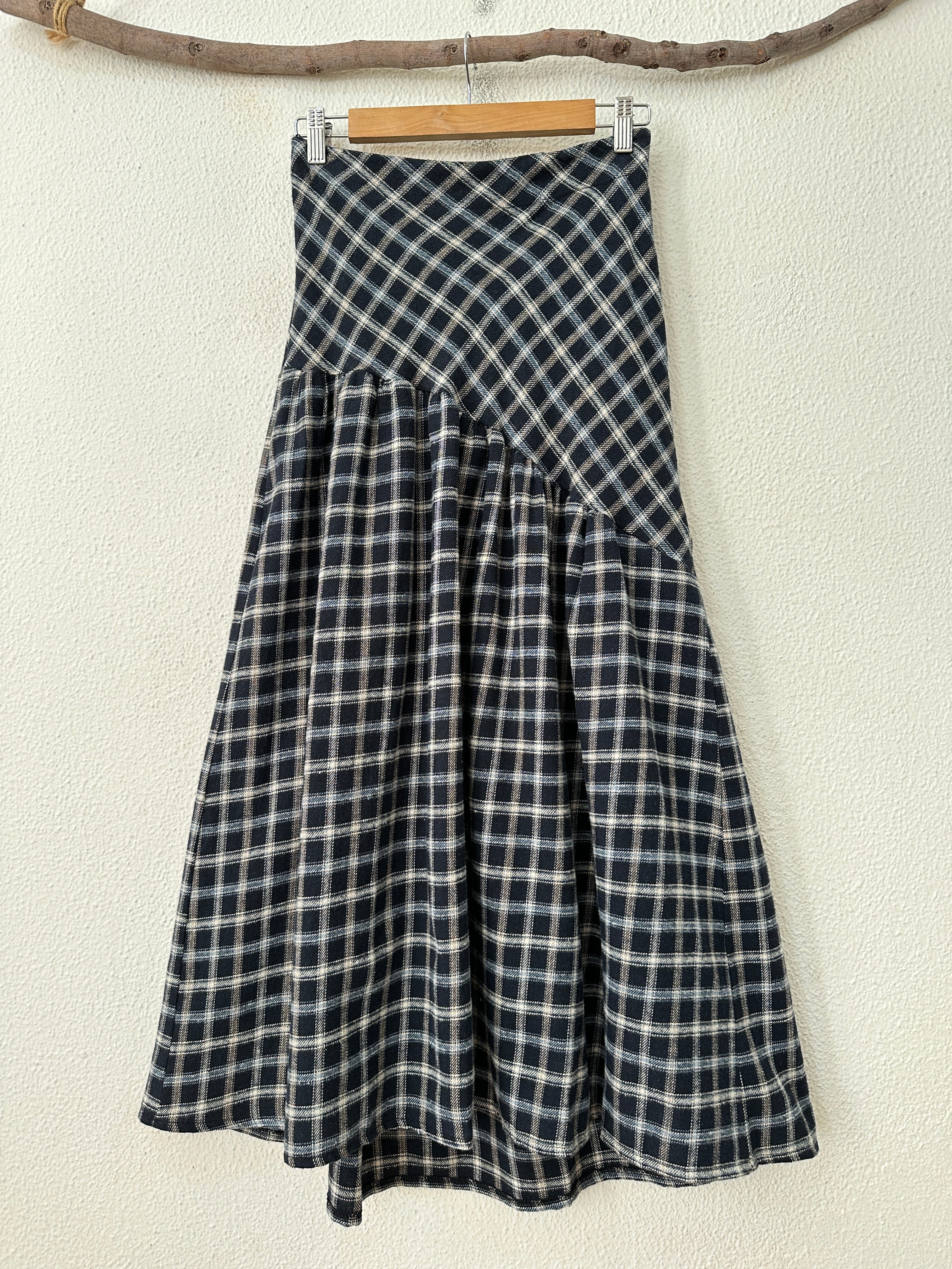 Saia comprida c/corte em viés DENISE