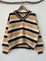 Load image in the gallery viewer,Camisola de malha c/detalhe em dourado LIZZA
