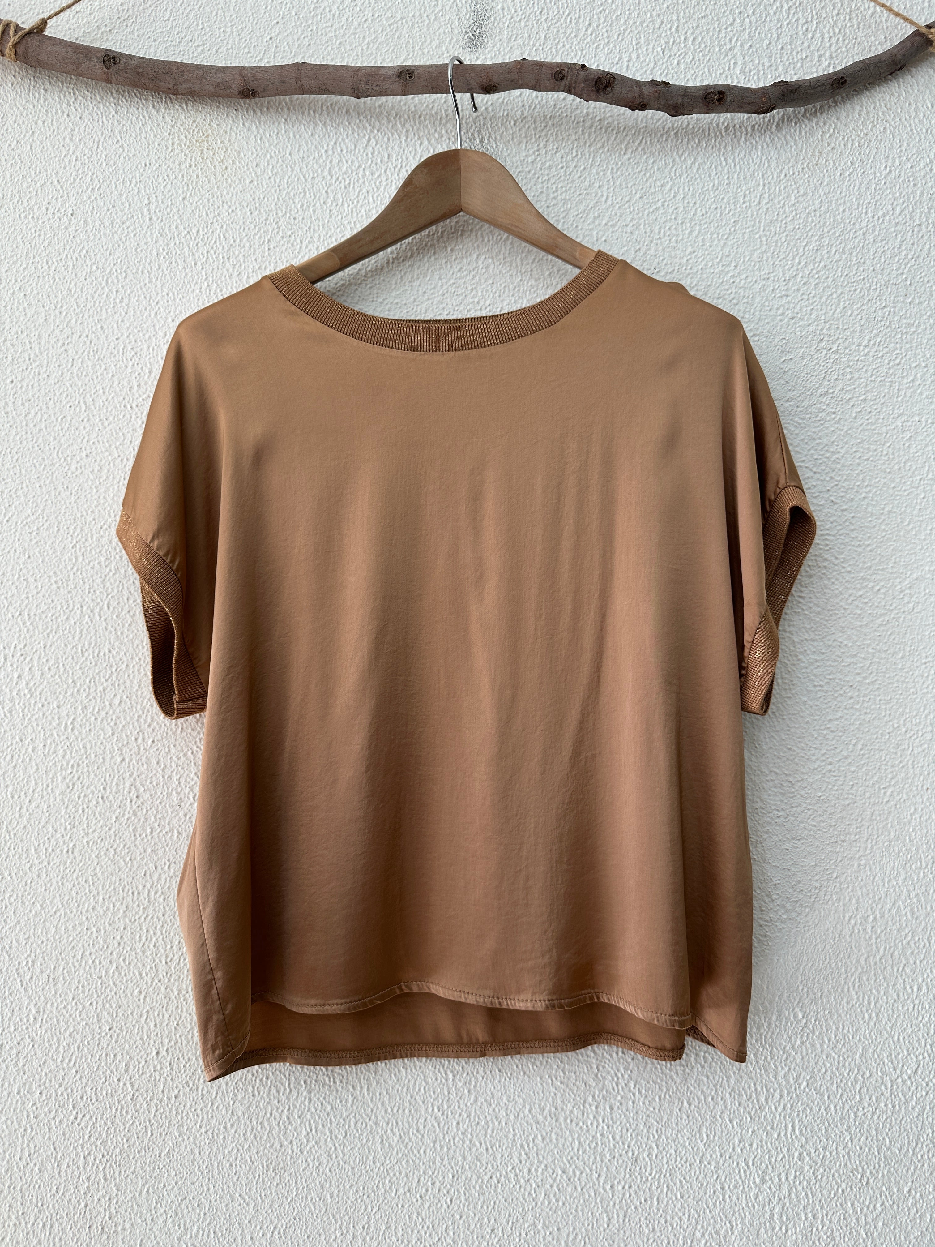 T-shirt acetinada c/ seda BRONZE