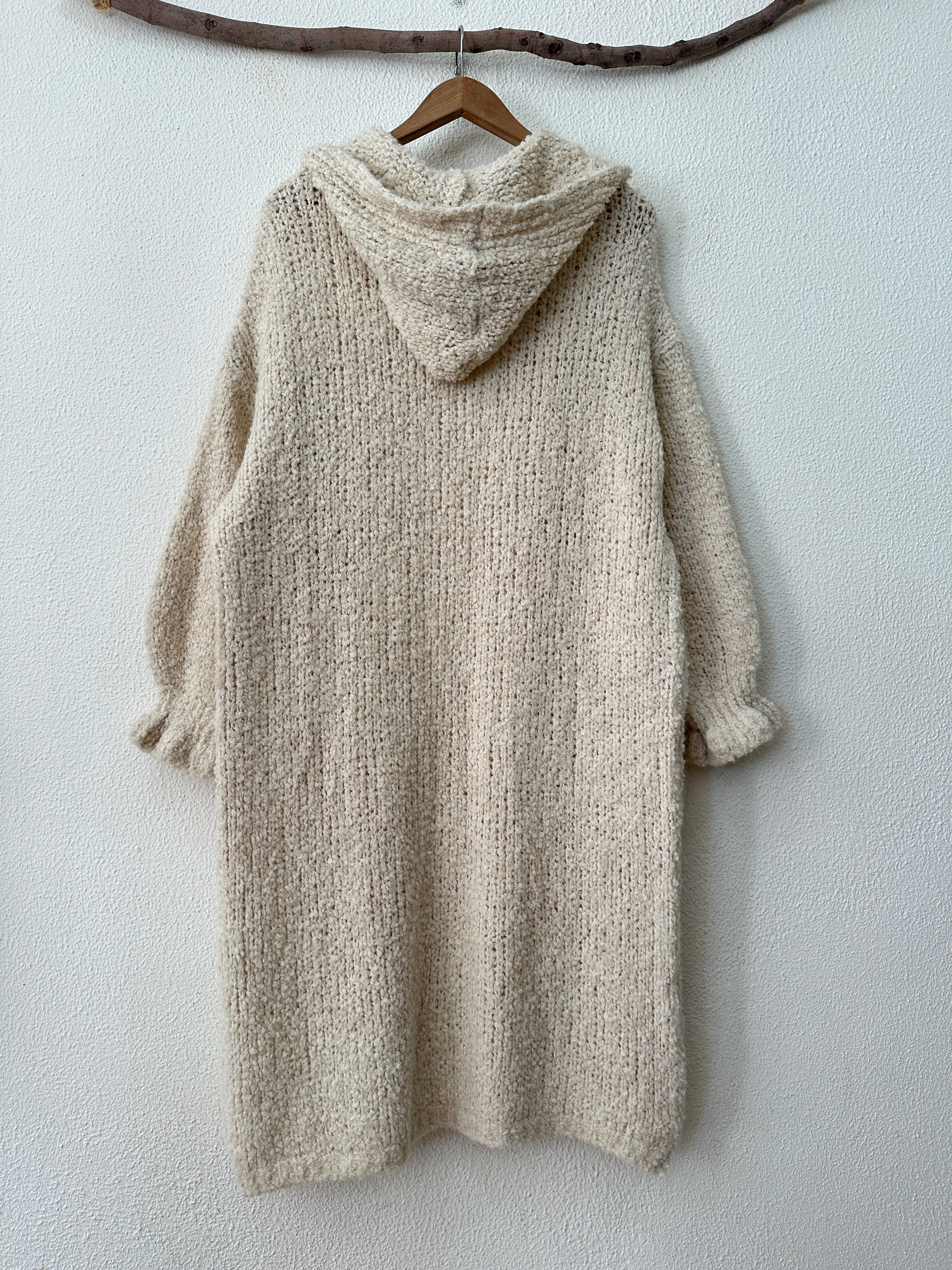 Casaco em malha encaracolada c/ bolsos e capuz WISDOM