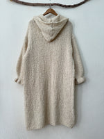 Load image in the gallery viewer,Casaco em malha encaracolada c/ bolsos e capuz WISDOM
