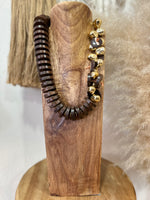 Load image in the gallery viewer,Colar curto ECLIPSE
