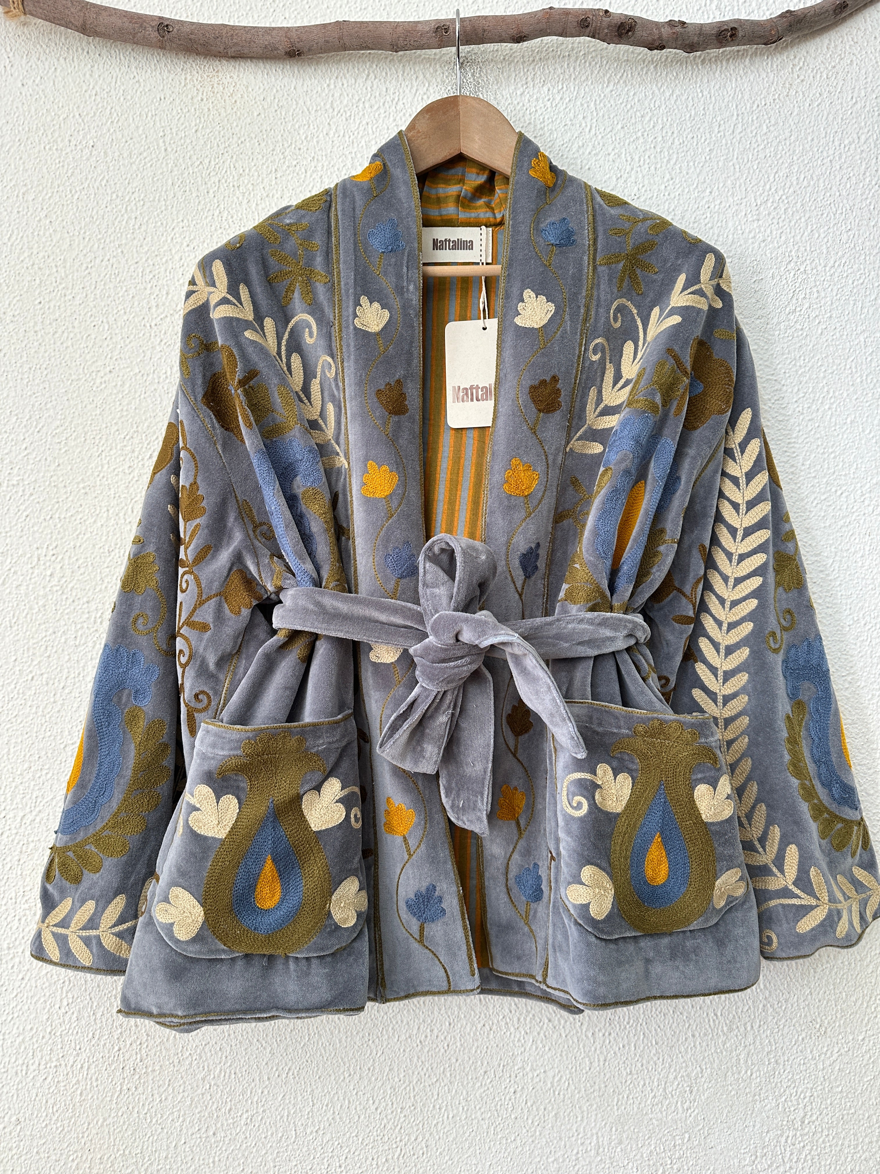 Kimono em veludo bordado LAKSHMI