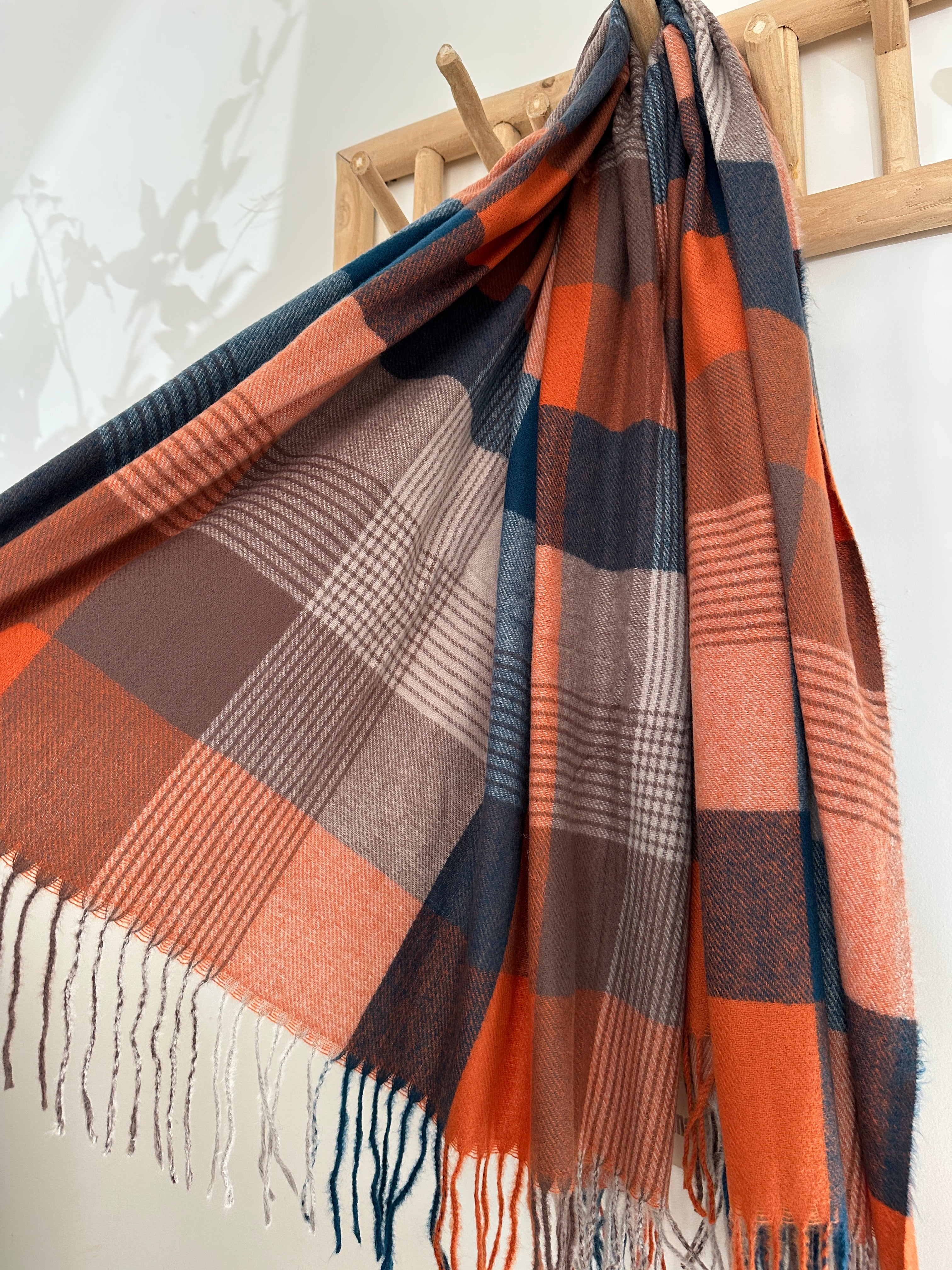 Encharpe c/franjas FOX