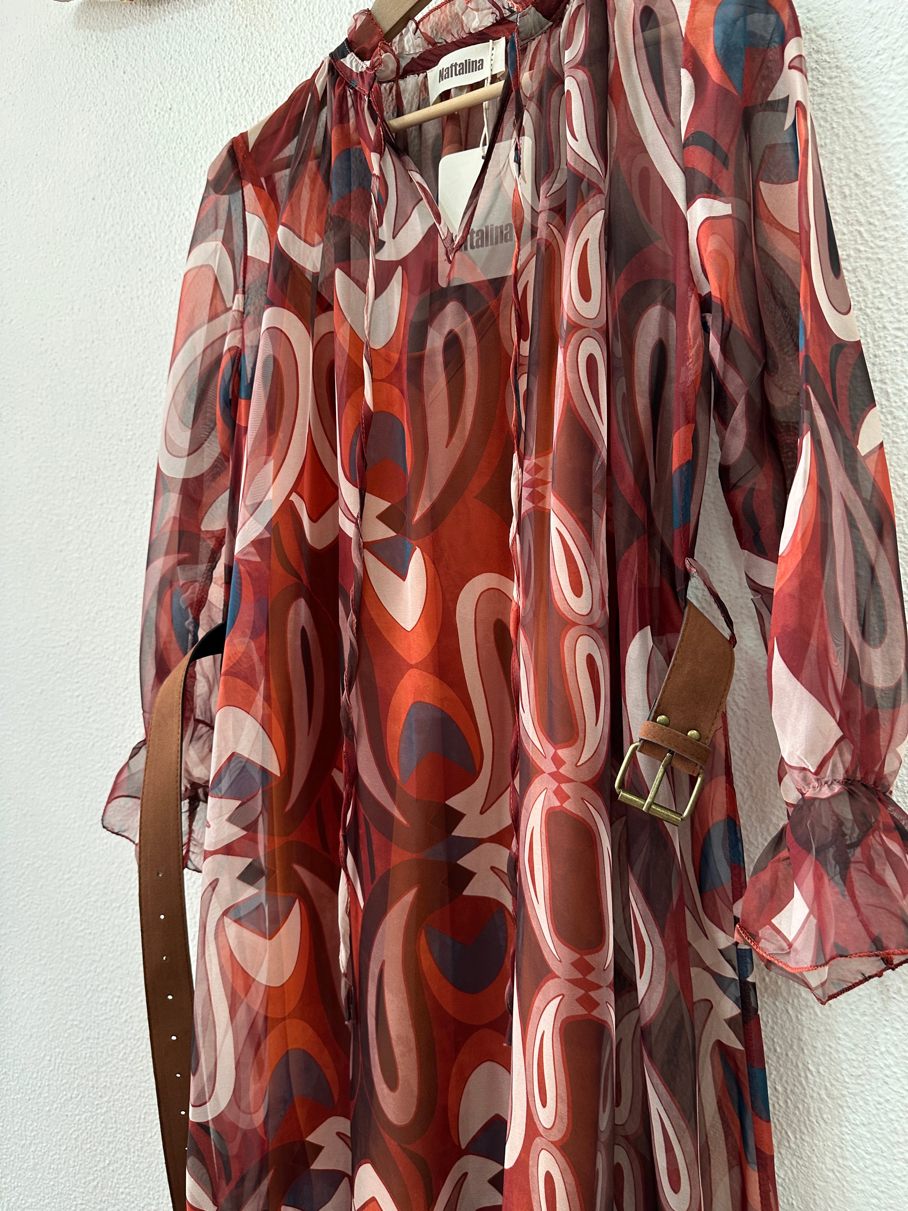 Vestido em chiffon c/ cinto ELEGANCE