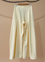 Carregar imagem no visualizador da galeria, Pantalonas c/ pregas MIMOSA
