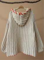 Carica l'immagine nel visualizzatore della galleria,Casaco de malha em relevo c/capuz AZTEC
