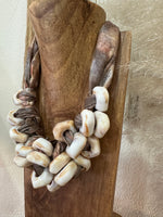 Load image in the gallery viewer,Colar curto GALATIC
