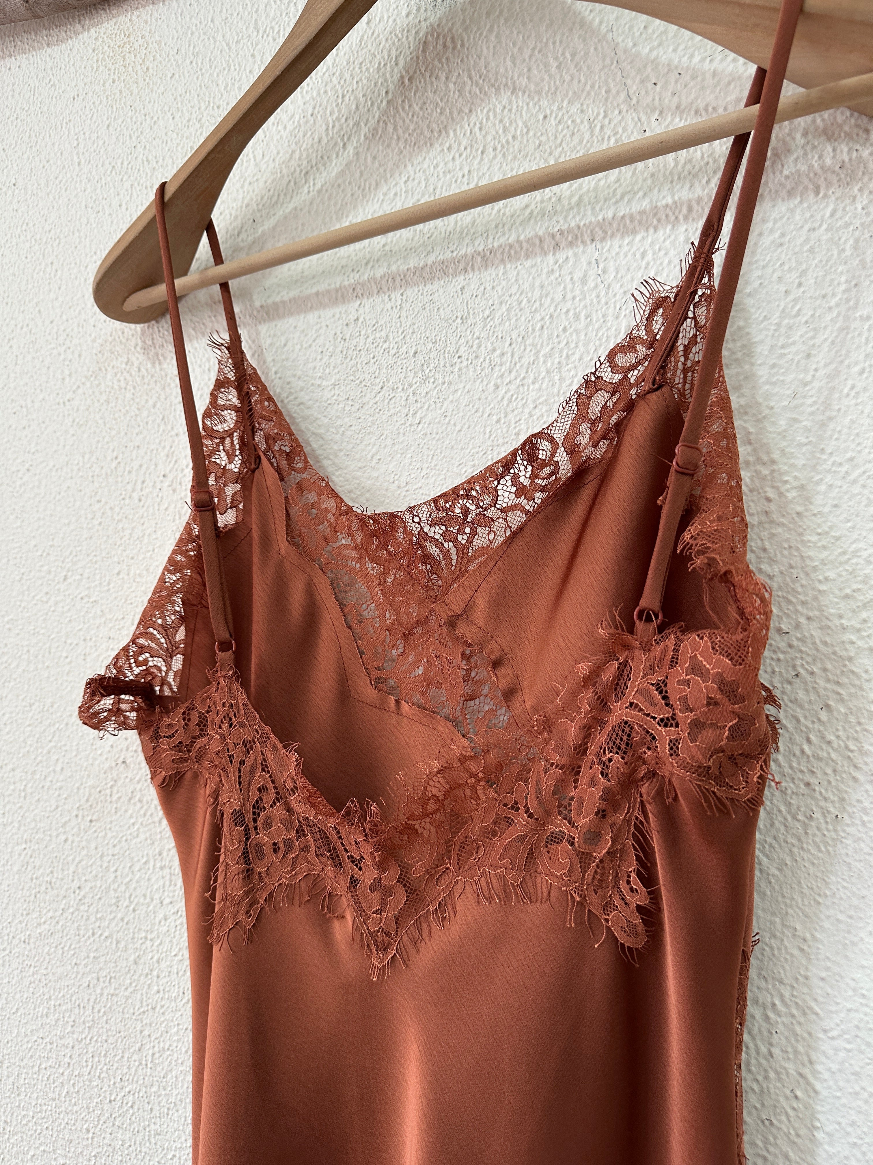 Top/ vestido assimétrico acetinado MUSE