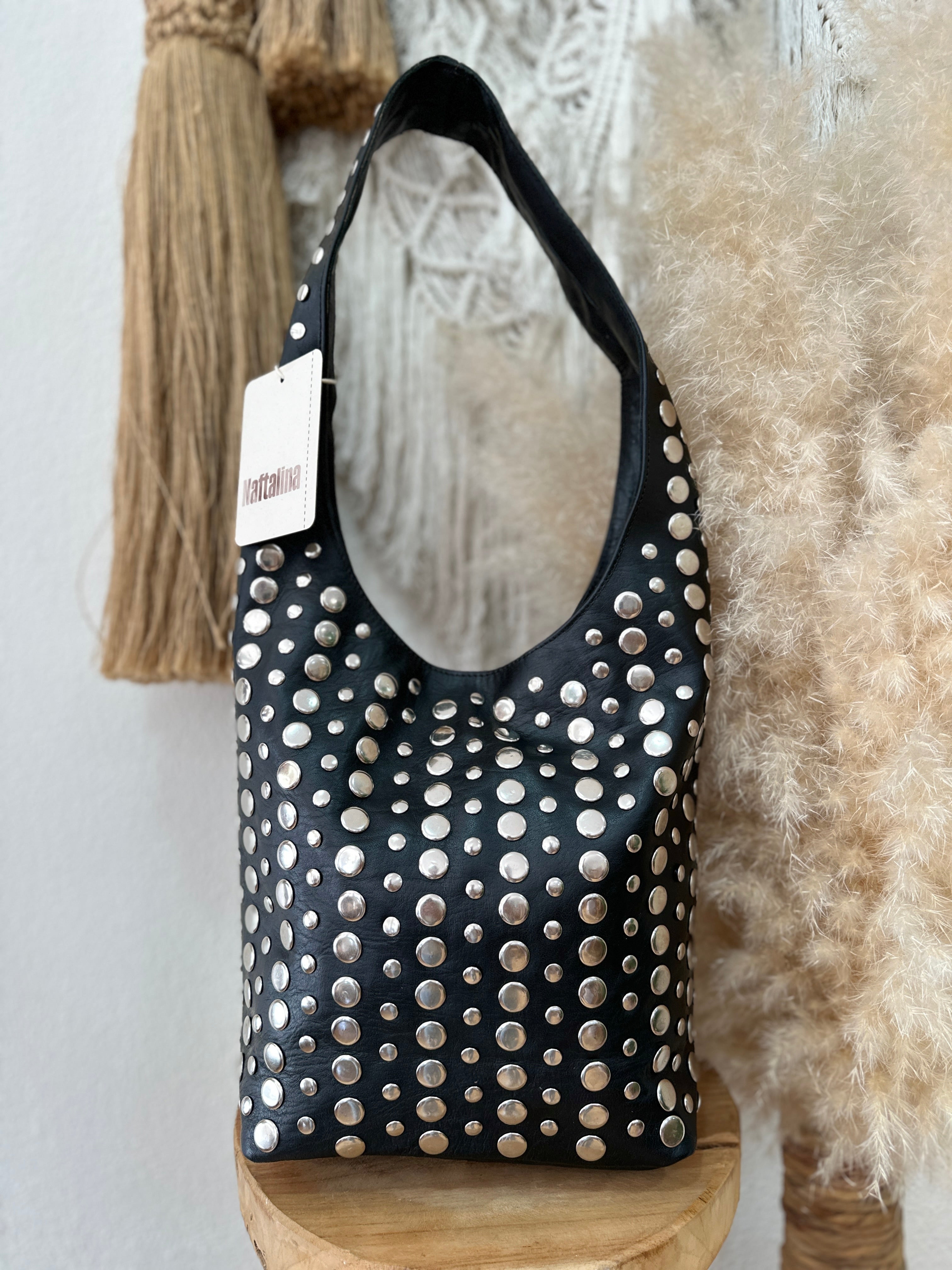 Mala de ombro em pele c/tachas MORANI