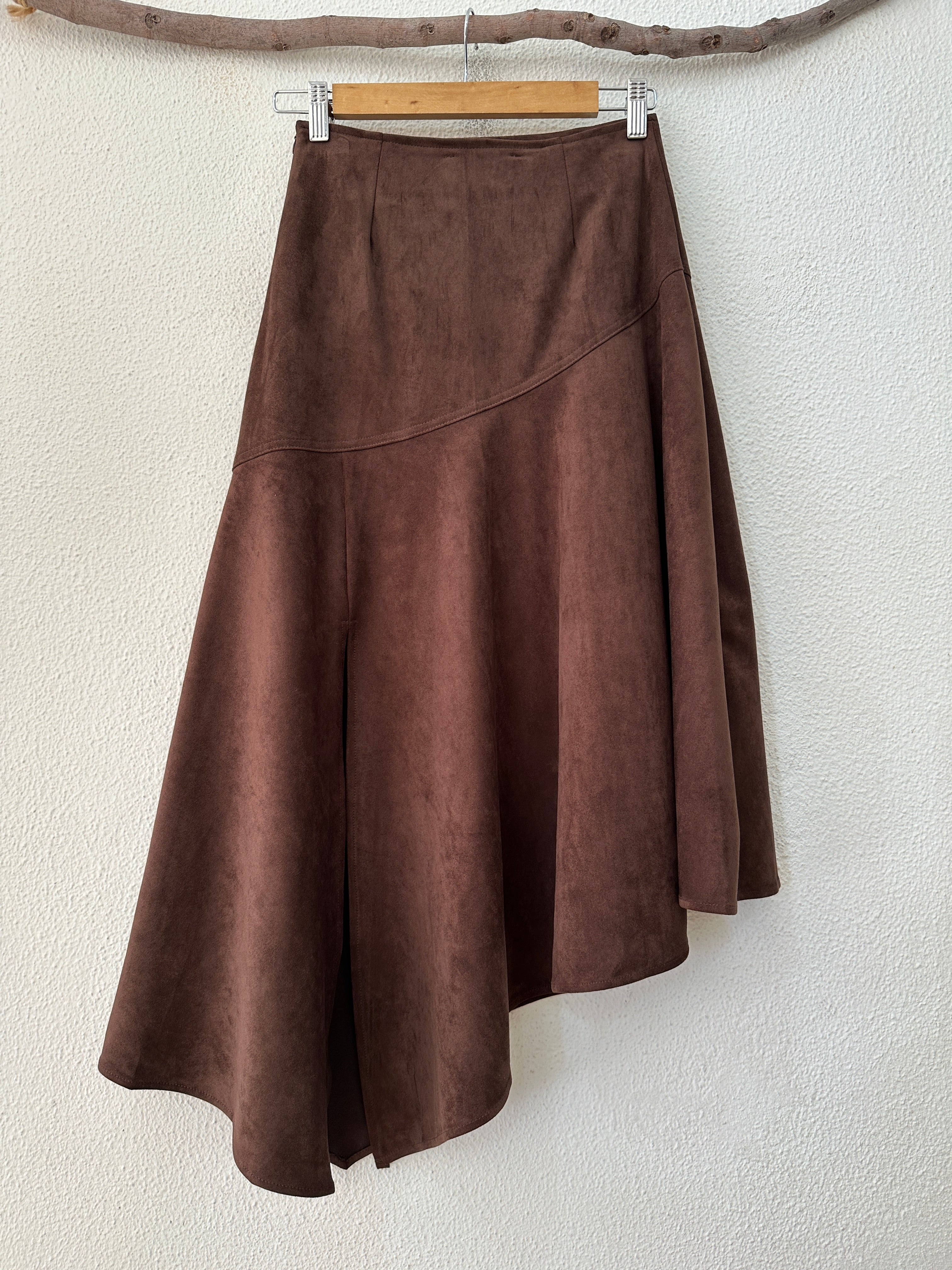 Saia assimétrica em camurça sintética DESERT