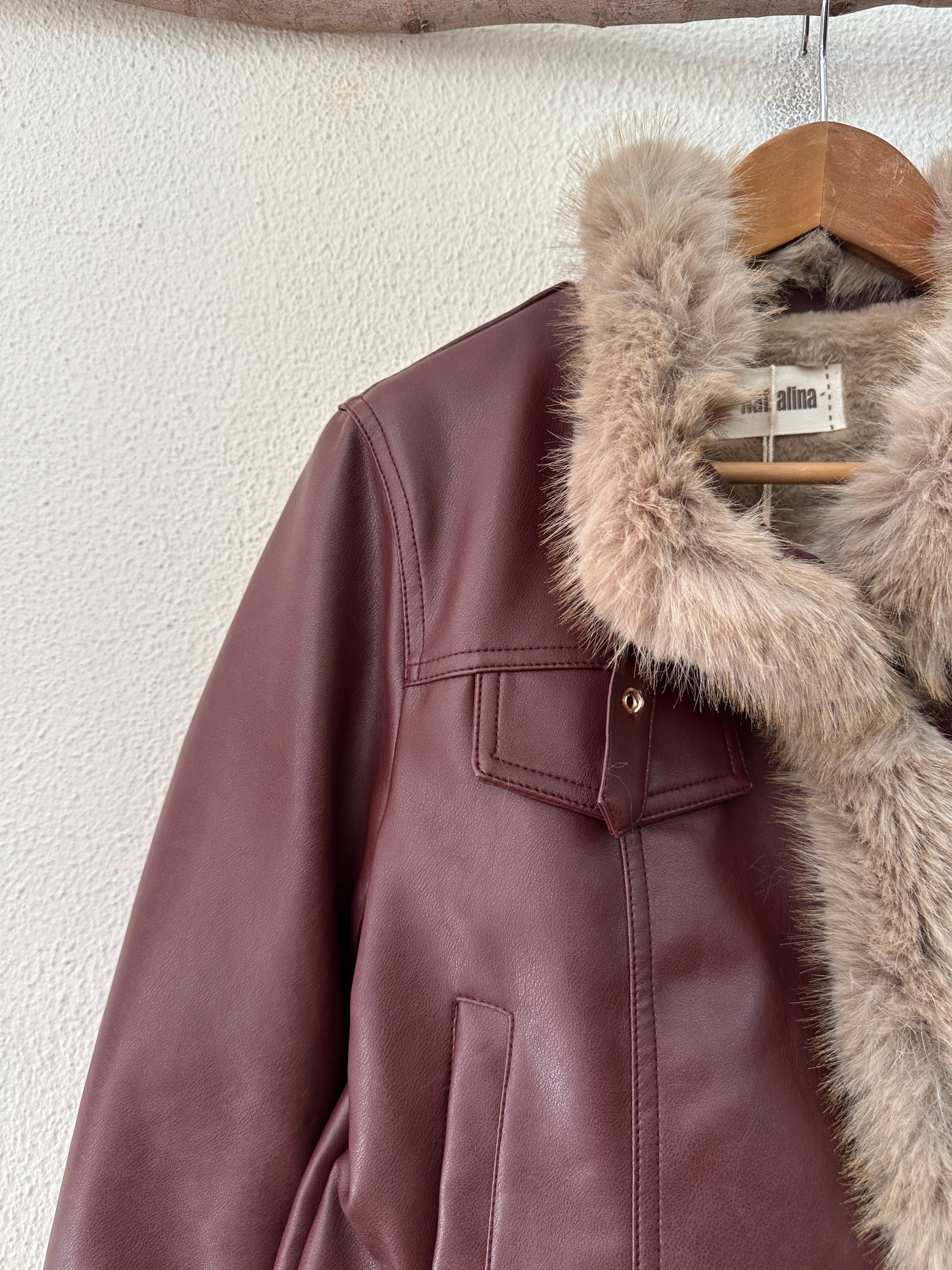 Blusão em ecopele c/ forro de pelo MILAN