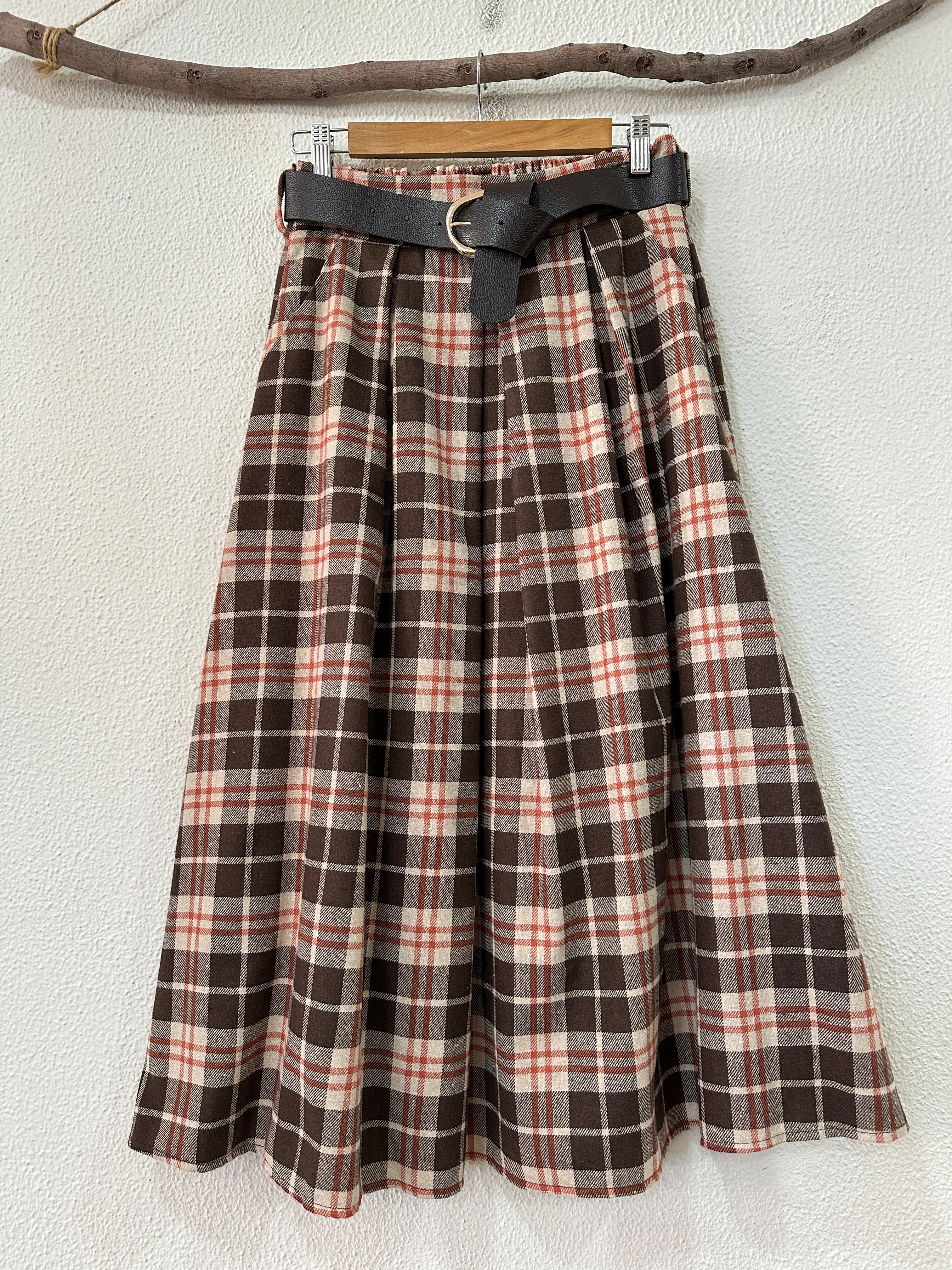 Saia em fazenda c/ bolsos SPICY