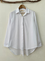 Load image in the gallery viewer,Camisa regular fit assimétrica BASIC
