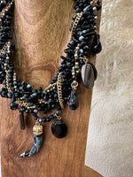 Load image in the gallery viewer,Colar curto FACTION
