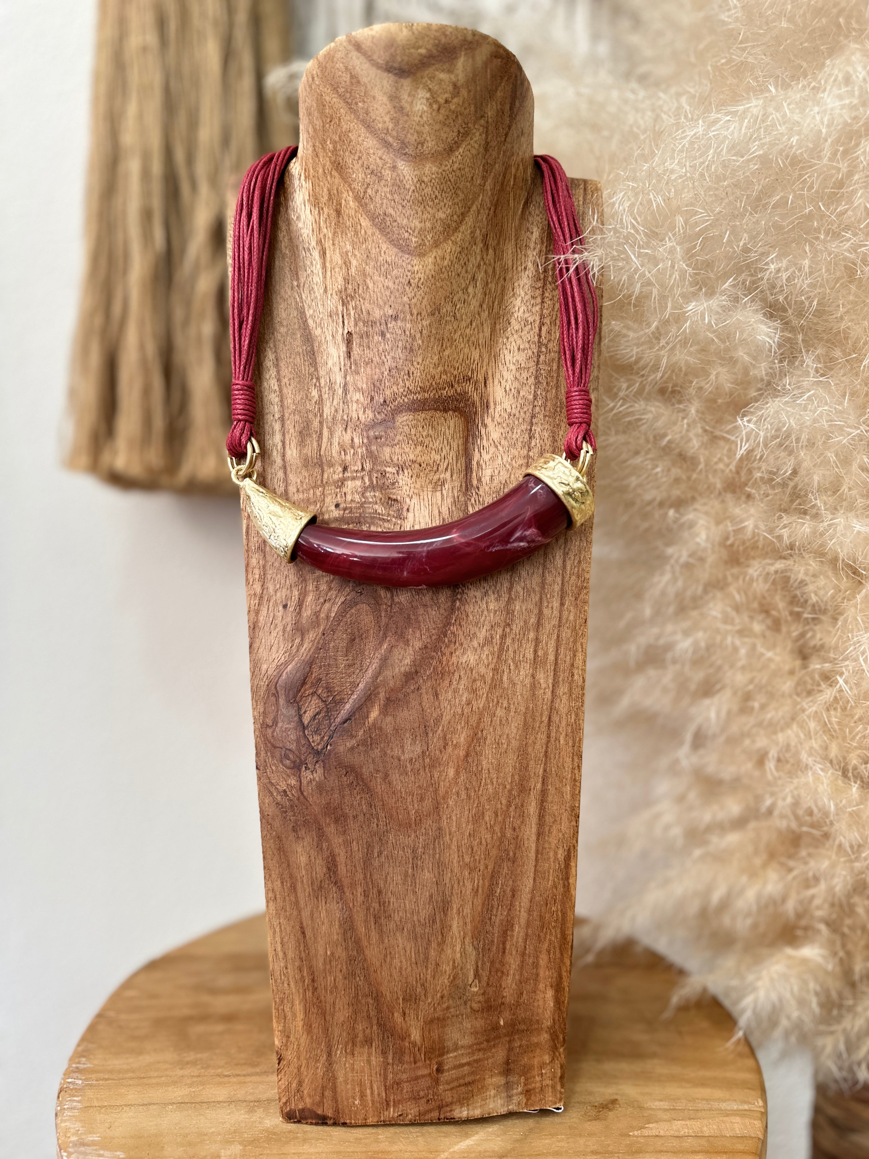 Colar curto MATTERHORN