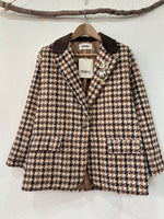 Load image in the gallery viewer,Blazer em fazenda c/ pregadeiras MUSK
