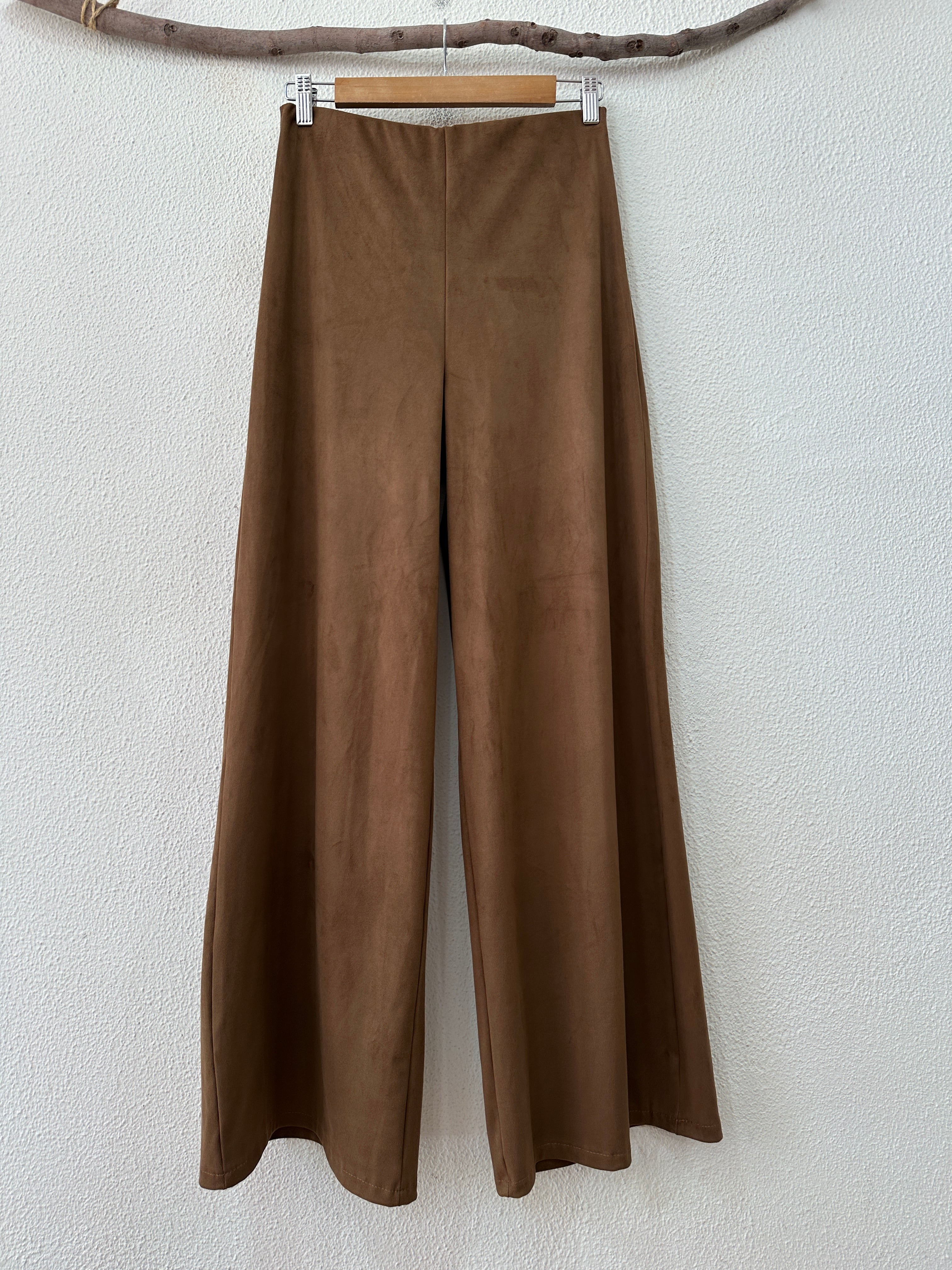 Pantalonas em suede COYOTE