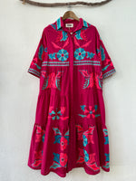 Chargez l'image dans la visionneuse de la galerie,Vestido camiseiro bordado AVANI
