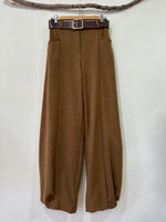 Load image in the gallery viewer,Calças em malha polar estilo bombacha ZION
