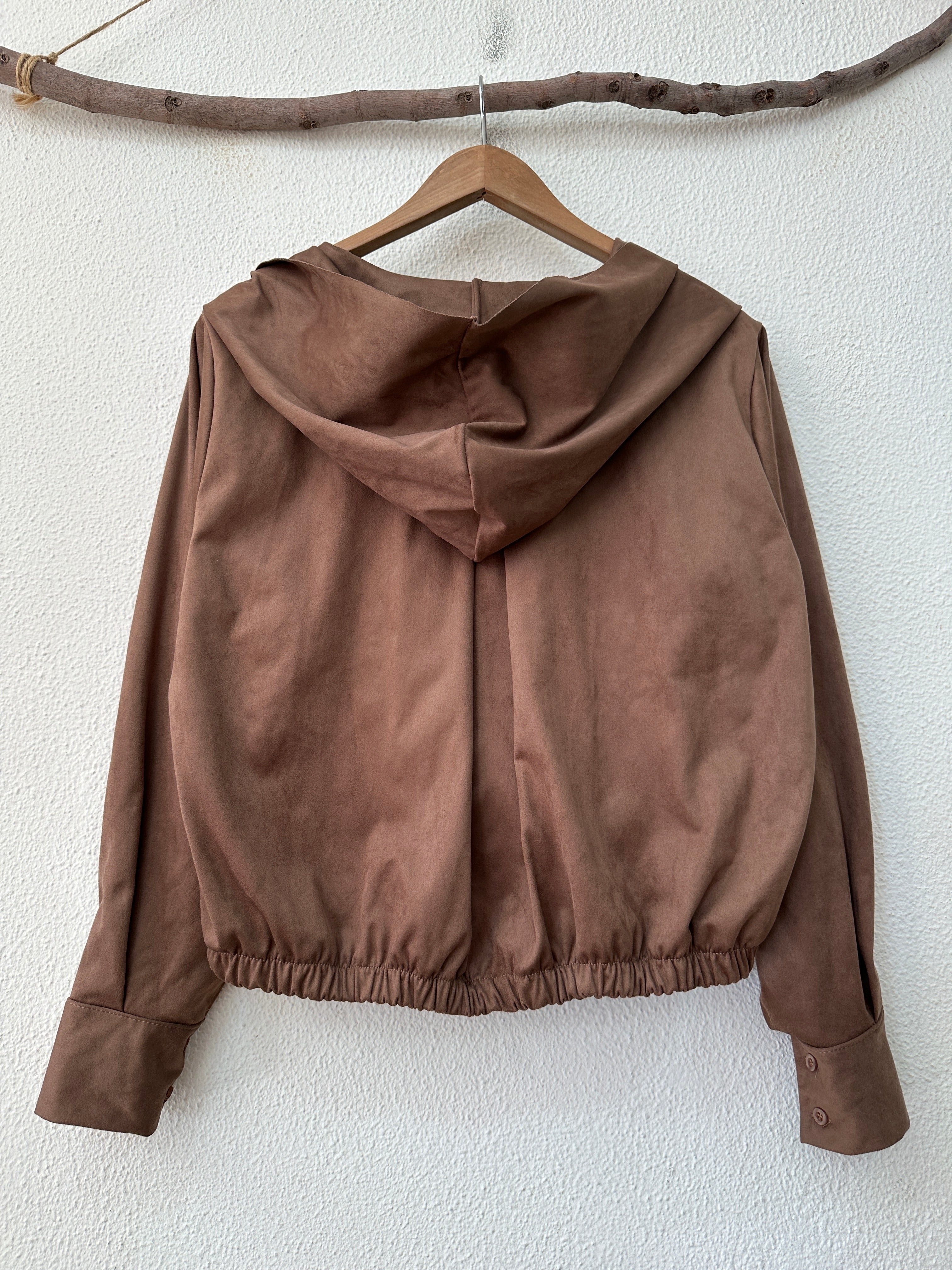 Bomber cruzado c/capuz em suede CHIOMA