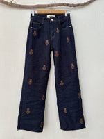 Load image in the gallery viewer,Calças denim bordadas SHILOH
