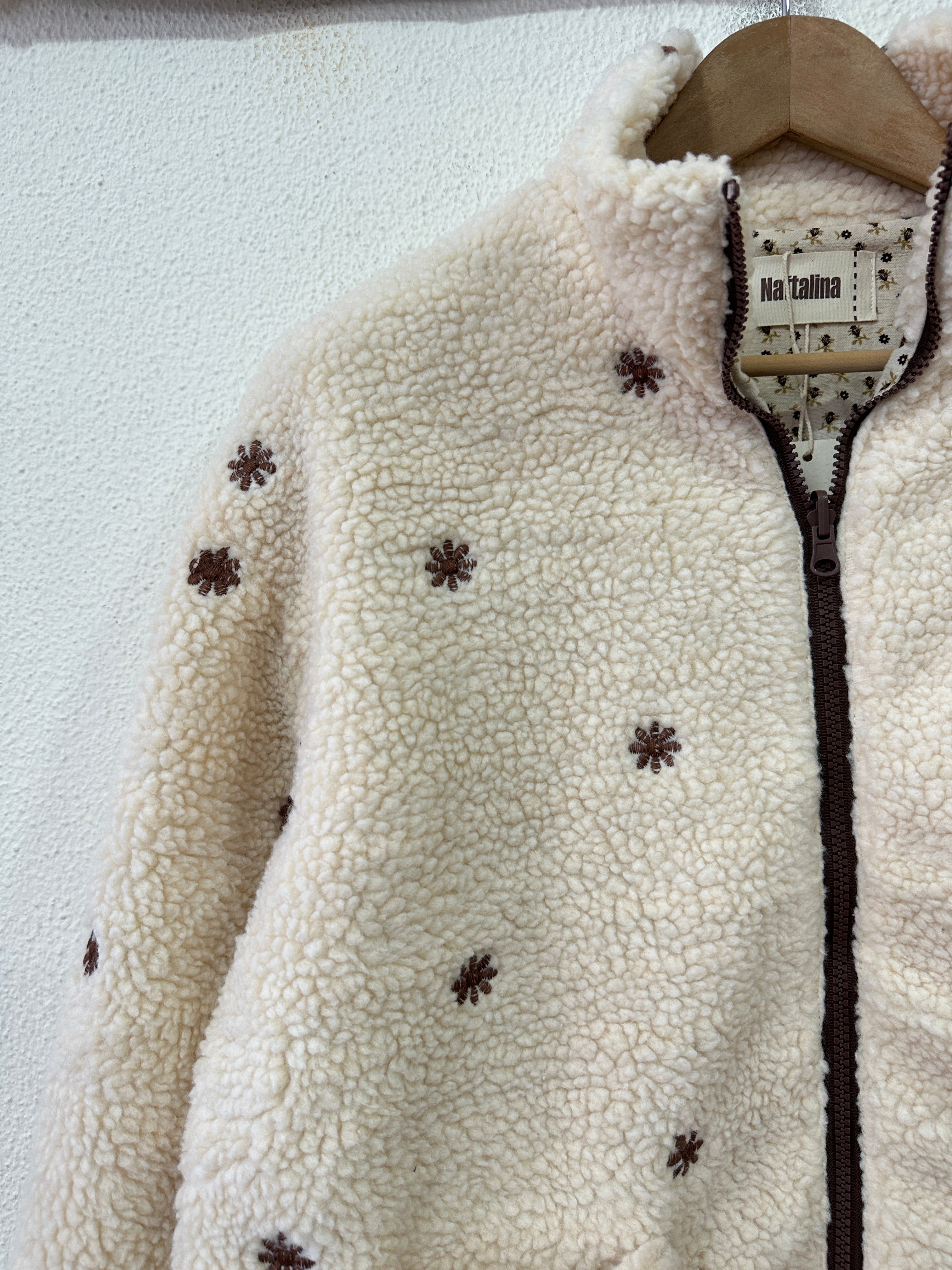 Casaco polar reversível c/ bordados LIVELY