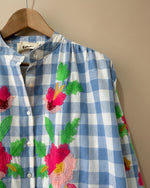 Carregar imagem no visualizador da galeria, Camisa bordada DOLLY
