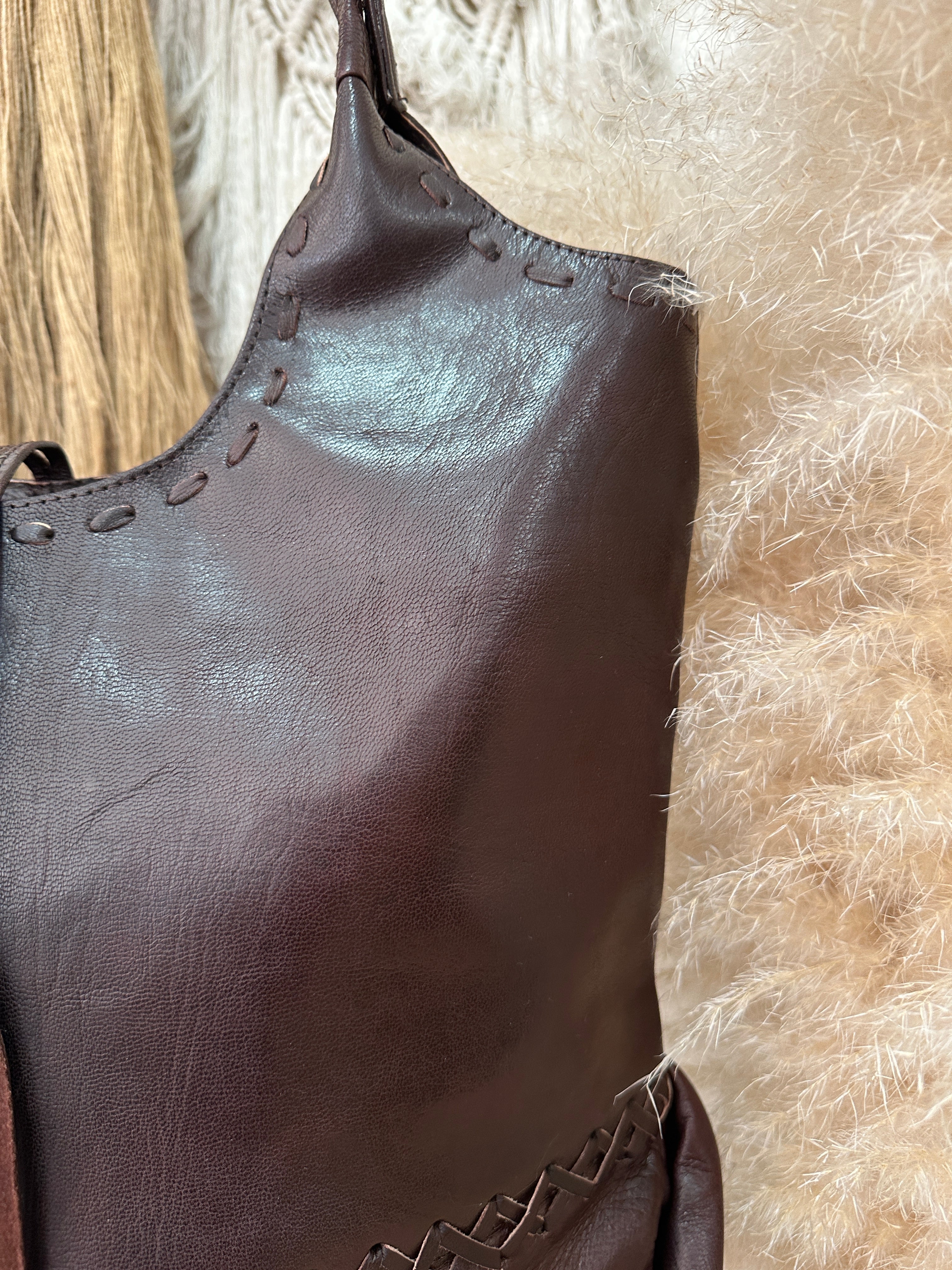 Mala de ombro em pele WAKHA