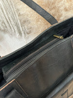 Carregar imagem no visualizador da galeria, Mala em pele CHLOE
