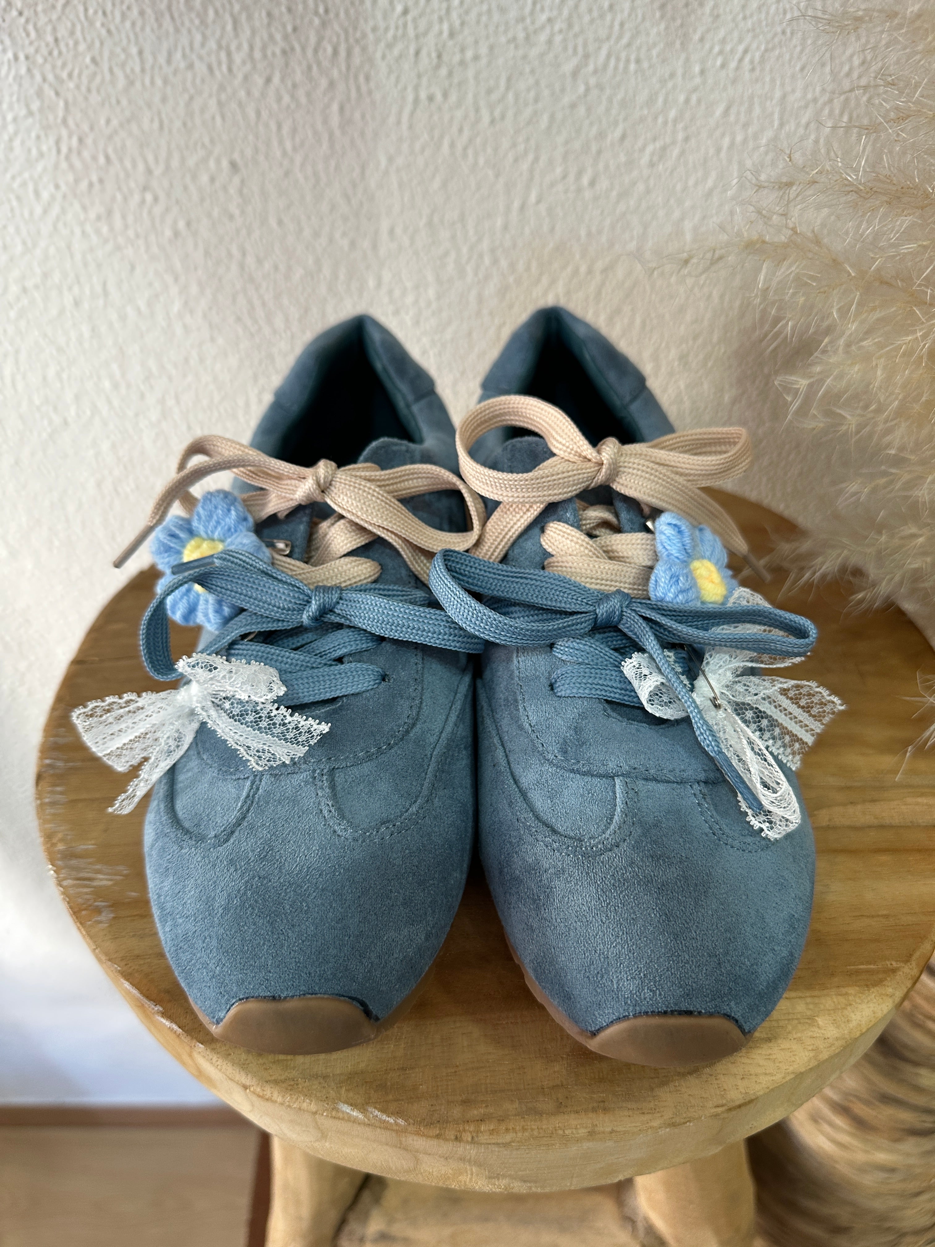 Ténis c/aplicações LILIBETH