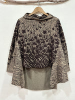 Cargue la imagen en el visor de la galería,Túnica assimétrica c/relevo CHANTAL
