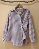 Carregar imagem no visualizador da galeria, Camisa c/ botão estilo envelope ZINNIA
