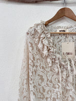 Load image in the gallery viewer,Túnica de renda c/ folhos ARIZONA
