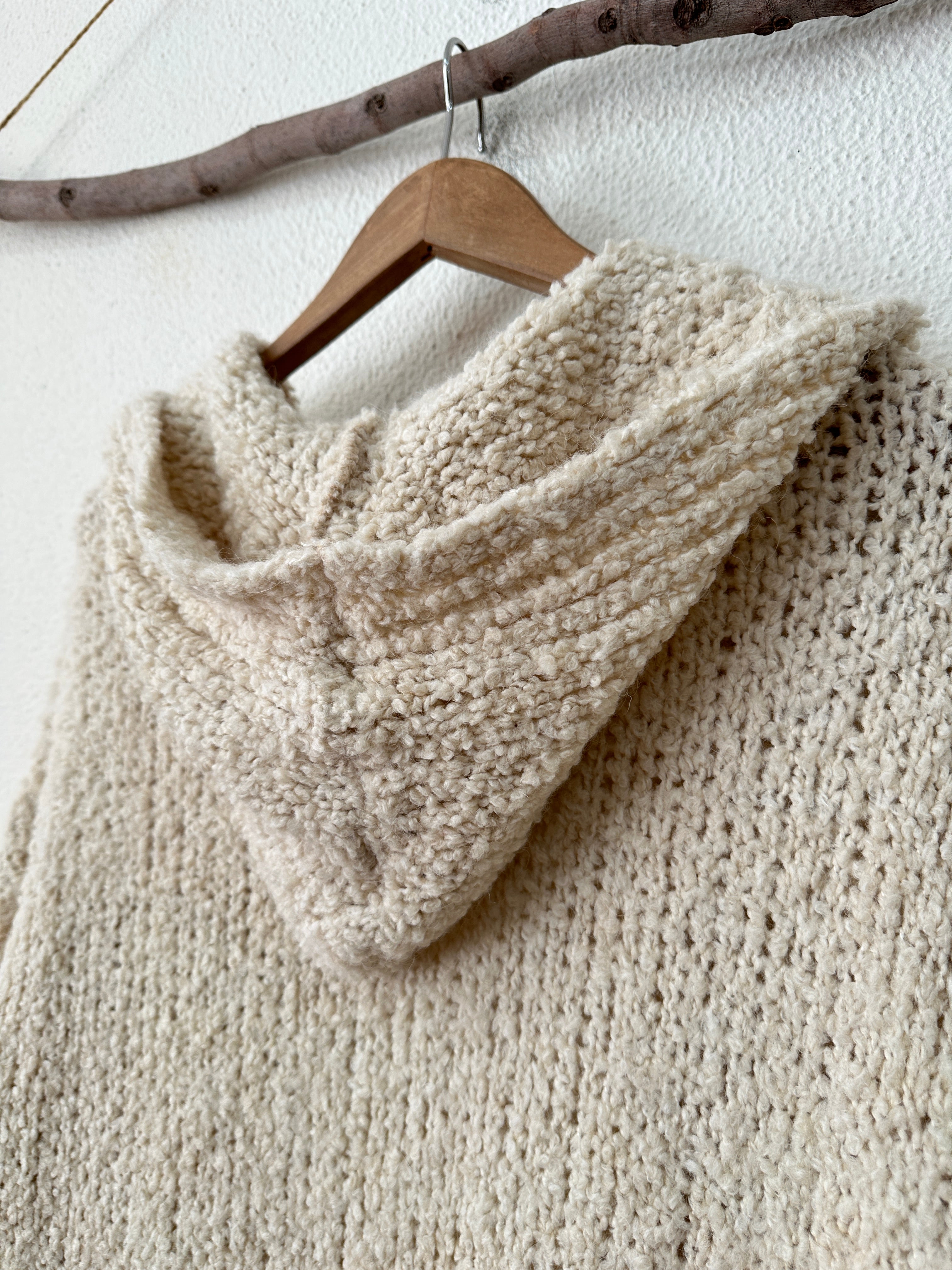 Casaco em malha encaracolada c/ bolsos e capuz WISDOM