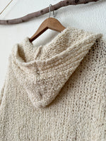 Load image in the gallery viewer,Casaco em malha encaracolada c/ bolsos e capuz WISDOM
