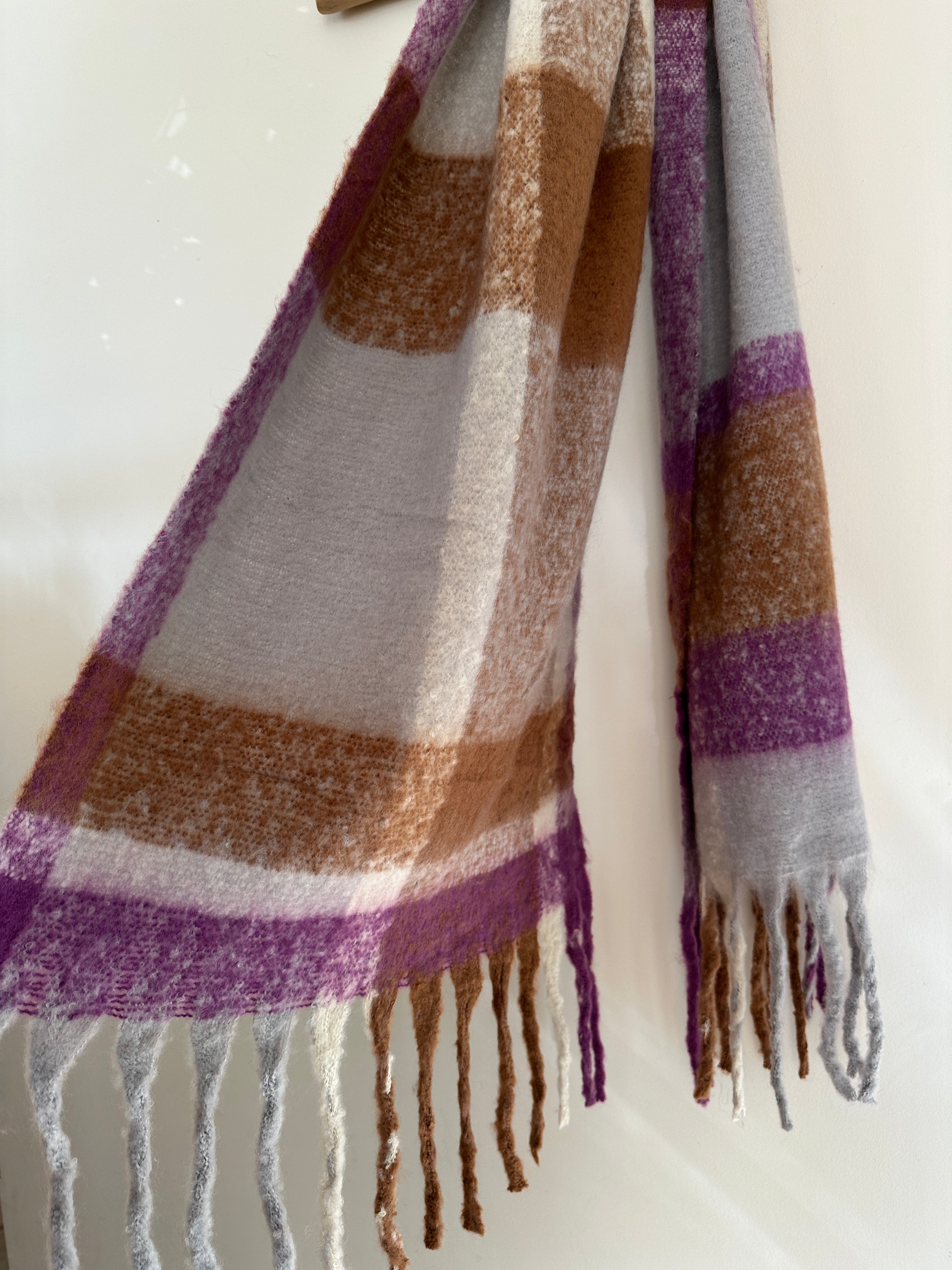 Cachecol c/franjas AUTUMN