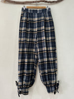 Carica l'immagine nel visualizzatore della galleria,Pantalonas em flanela estilo bombachas c/ bolsos CLAUS
