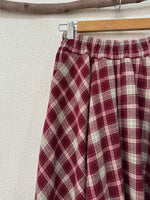 Carregar imagem no visualizador da galeria, Saia godés c/bolsos em fazenda tartan ADVENT
