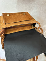 Carregar imagem no visualizador da galeria, Mala em camurça JACKIE
