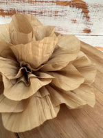 Load image in the gallery viewer,Pregadeira em tecido FLEUR
