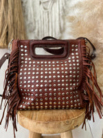 Load image in the gallery viewer,Mala em pele c/ tachas e franjas CAROLINE
